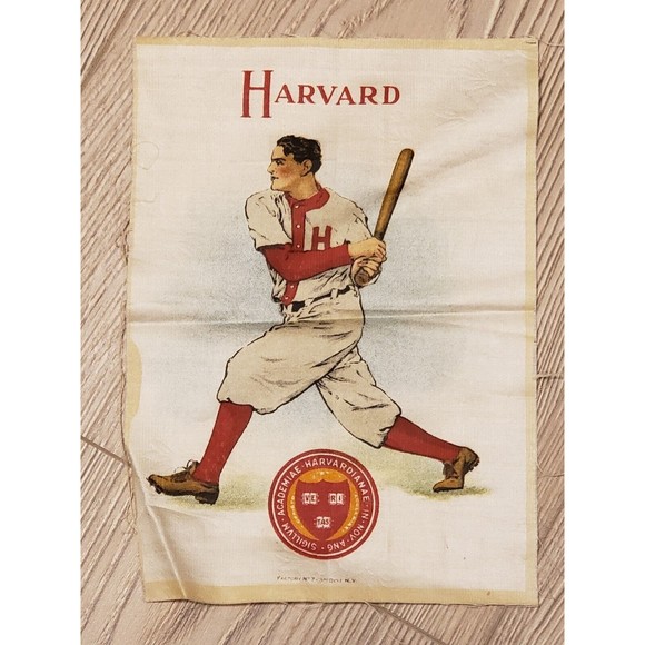1910 HARVARD UNIVERSITY Baseball Batter LG Murad tobacco silk S21 VG